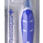 GUM TECHNIQUE MEDIUM COMPACT TOOTHBRUSH 493 1 UNIT